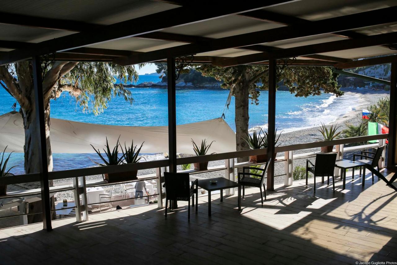 Locanda Baia Beniamin Grimaldi  Exterior photo